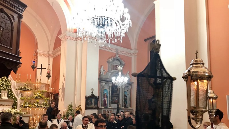 Plenkovic attends "Following the Cross" procession taking place on Maundy Thursday on Hvar